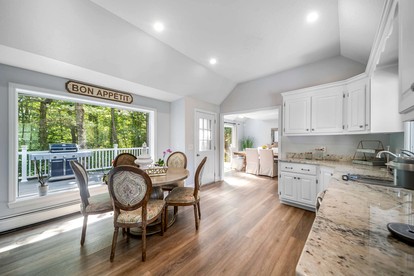 Family Vacation Rental Near Old Silver Beach, Massachusetts - Falmouth, Massachusetts - glamping.directory