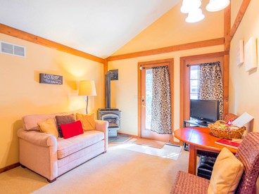 Delightful Weekend Getaway for the Perfect Outdoor Experience near Mansfield, Ohio - Fredericktown, Ohio - glamping.directory