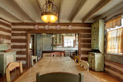 Spacious Cottage with Exquisite Pond and Hill Country Views near Fredericksburg and Kerrville, Texas - Ingram, Texas - glamping.directory