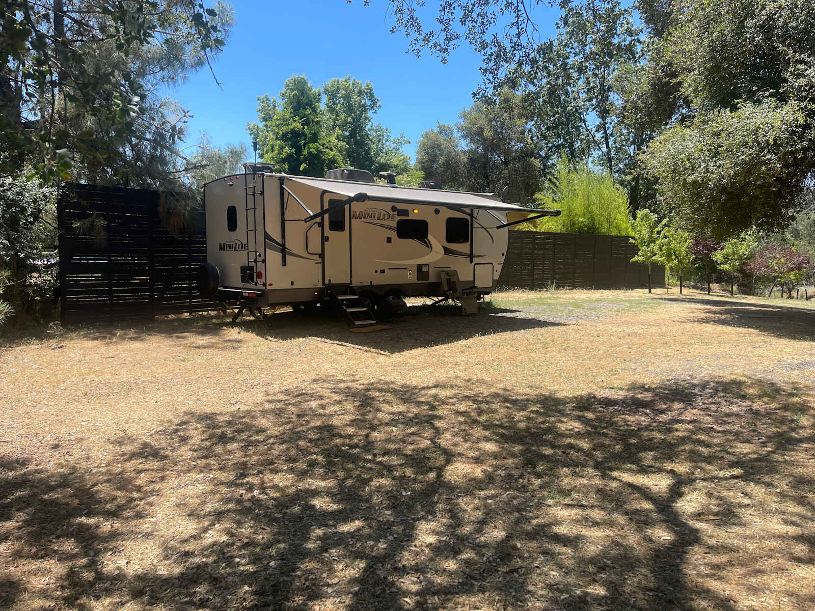 Green Acres slip - Sonora, California - glamping.directory