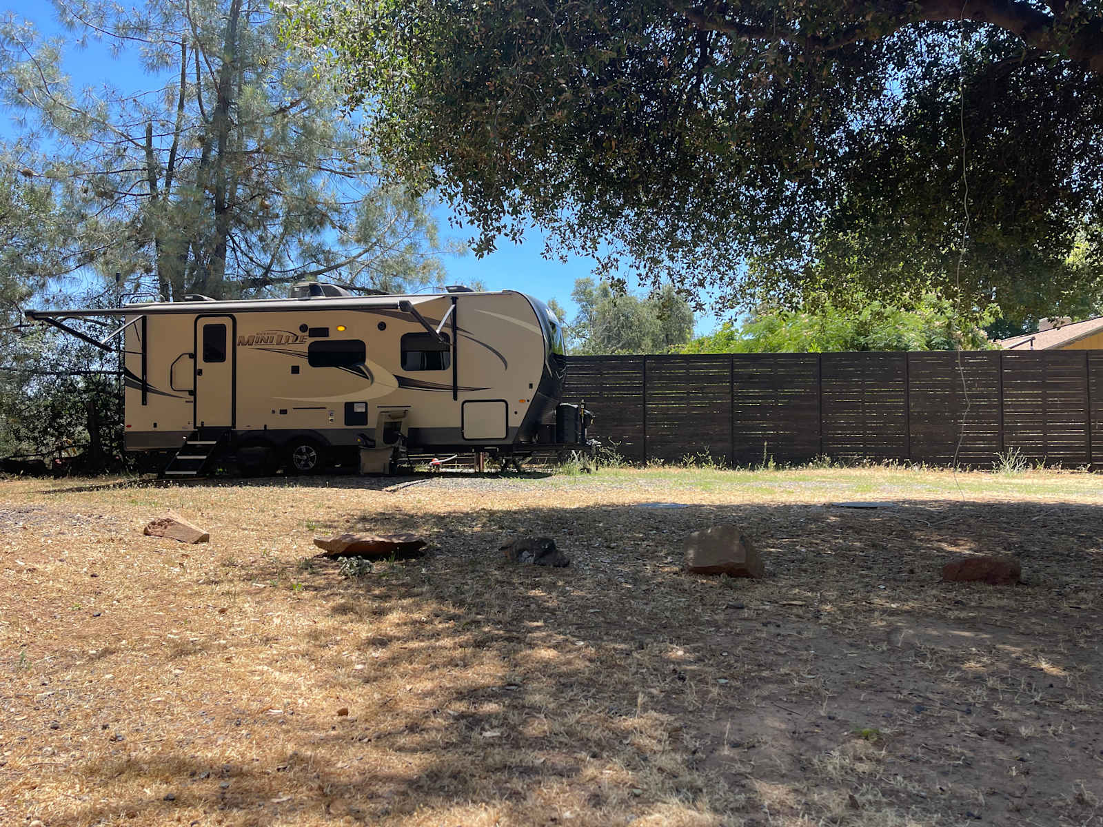 Green Acres slip - Sonora, California - glamping.directory