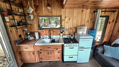 Secluded Luxury Dome with Private Pond & Kayaks near Tug Hill Vineyards, Upstate NY - Glenfield, New York - glamping.directory