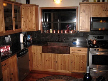 Scenic Cabin for Rent in Kaweah Valley near Sequoia National Park - Three Rivers, California - glamping.directory