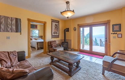 Unbeatable Views at this Luxury Cottage Near Yellowstone and Henry's Lake, with Hot Tub and Fire Pit - Island Park, Idaho - glamping.directory