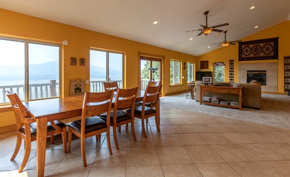 Unbeatable Views at this Luxury Cottage Near Yellowstone and Henry's Lake, with Hot Tub and Fire Pit - Island Park, Idaho - glamping.directory