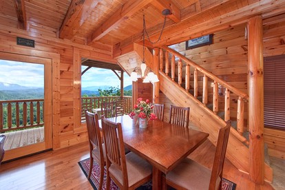 Stunning Luxury Log Cabin with Game Room and Hot-tub in Sevierville, Tennessee - Sevierville, Tennessee - glamping.directory