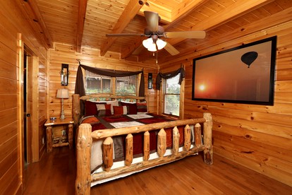 Stunning Luxury Log Cabin with Game Room and Hot-tub in Sevierville, Tennessee - Sevierville, Tennessee - glamping.directory