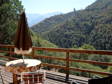 Charming Cabin Rental with Fantastic Views of Slate Mountain near Camp Nelson, California - Springville, California - glamping.directory