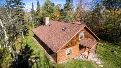 Beautiful and Secluded Cabin Rental with Views of Chippewa River near Hayward, Wisconsin - glamping.directory