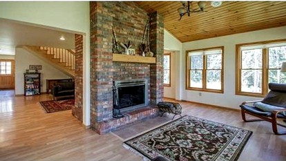 Beautiful and Secluded Cabin Rental with Views of Chippewa River near Hayward, Wisconsin - Ojibwa, Wisconsin - glamping.directory
