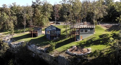 Romantic Container Beautifully Design with Deck in Georgia - Rising Fawn, Georgia - glamping.directory
