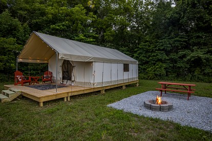 Glamping Getaway Ideal for Adventurous Families in Cassville, Missouri - Cassville, Missouri - glamping.directory