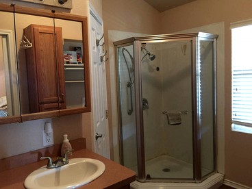 Pet-Friendly Lakeside Cabin Rental in Hideaway Harbor near Yantis, Texas - Yantis, Texas - glamping.directory