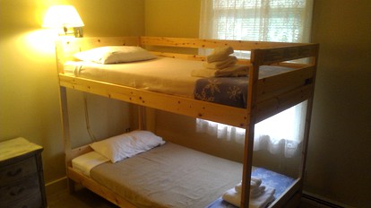 Comfortable Lodge Accommodation in the Country in West Dover, Vermont - West Dover, Vermont - glamping.directory