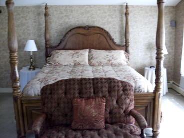 Comfortable Lodge Accommodation in the Country in West Dover, Vermont - West Dover, Vermont - glamping.directory