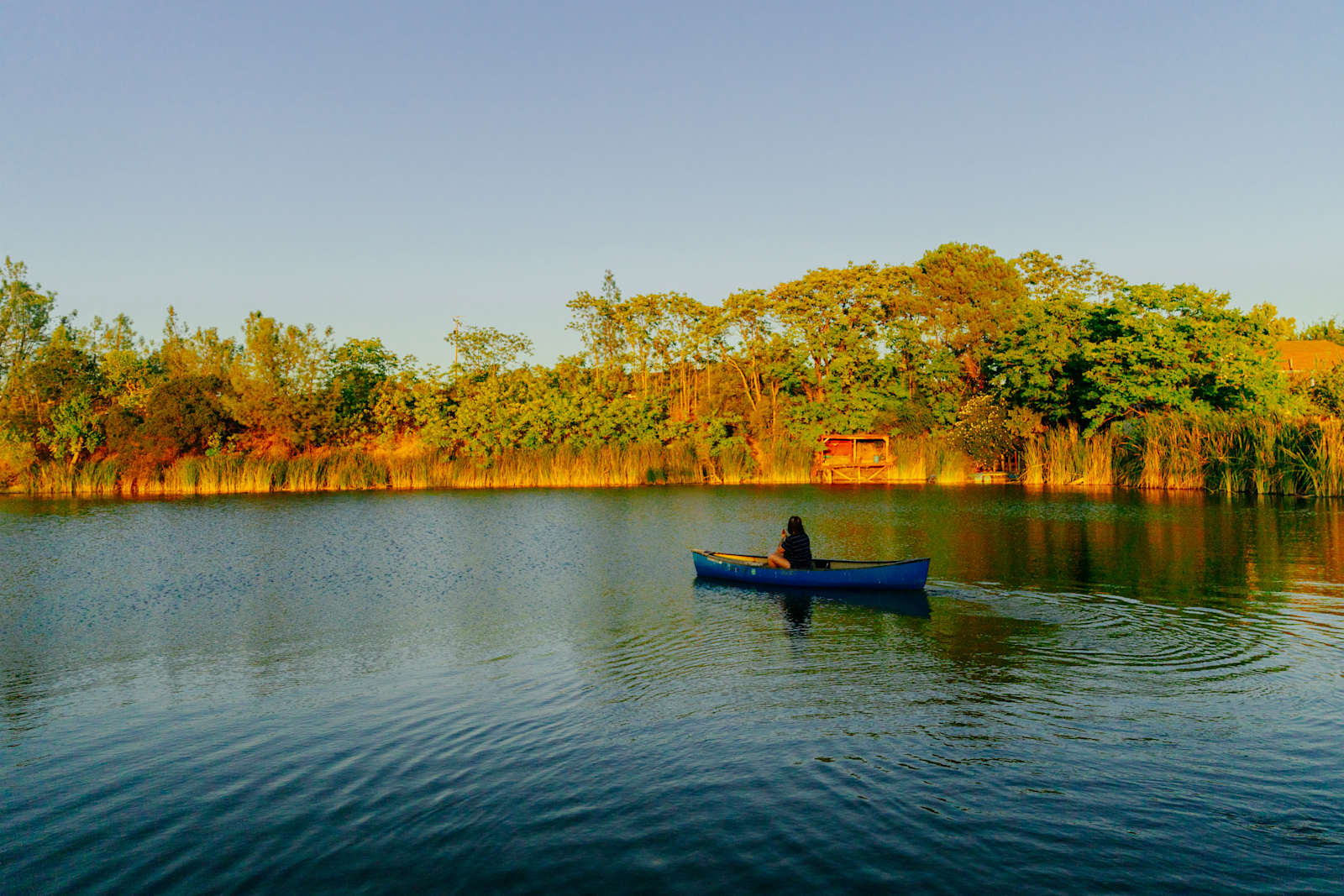 Private Reservoir - Valley Springs, California - glamping.directory