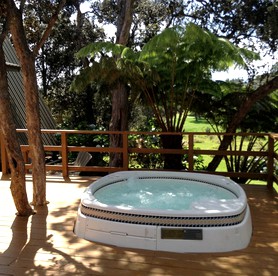 Serene Vacation Rental near Hawaii Volcanoes National Park, Hawaii - Volcano, Hawaii - glamping.directory