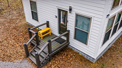 Stylish Modern Getaway with Fire Pit near DeSoto Falls in Mentone, AL - Mentone, Alabama - glamping.directory