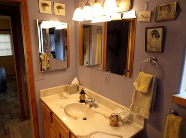 Vacation Rental with Relaxing Jacuzzi near Little Granite Mountain, Arizona - Prescott, Arizona - glamping.directory