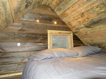 Rustic Cabin Rental with Stunning Forest Views in the Ozarks, Missouri - Salem, Missouri - glamping.directory