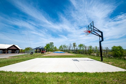 Cozy Tented Cabin with Fire Pit and Barbecue in Logan, Ohio - Logan, Ohio - glamping.directory