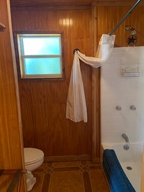 Awesome Riverfront Cottage in Camp Wood, Texas - Camp Wood, Texas - glamping.directory