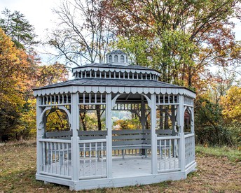 Incredible Vacation Rental for Large Groups on 20 Acres in Reliance, Tennessee - Reliance, Tennessee - glamping.directory