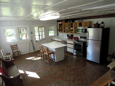 Unique Restored Barn Rental Perfect for Families near the Croatan National Forest, NC - New Bern, North Carolina - glamping.directory