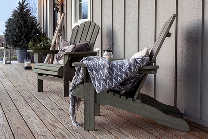 Beautiful Countryside Cabin Rental for a Relaxing Getaway on the Lake in Sawyer, Michigan - Sawyer, Michigan - glamping.directory