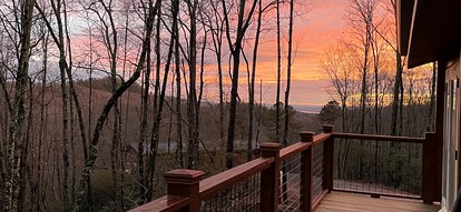 Luxurious Dog-Friendly Cabin with Fireplace, Surrounded by Forest for a Cozy Couples Getaway in the Mountains in North Carolina - Brevard, North Carolina - glamping.directory