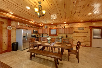Magical Great Smoky Mountains Cabin Ideal for Group Getaways in Tennessee - Pigeon Forge, Tennessee - glamping.directory