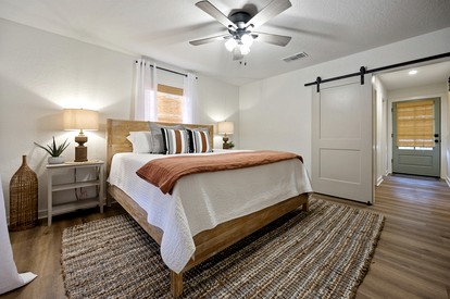 Cozy Cabin with Additional Studio Mini-Cabin in Broken Bow, Oklahoma - Broken Bow, Oklahoma - glamping.directory