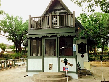 Fantastic Cabin for 10 Guests near Fly Fishing Destinations in Navajo Dam, New Mexico - glamping.directory