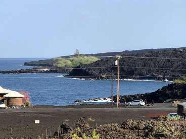 Charming Oceanfront Bungalow with Amazing Views near Kona, Hawaii - Captain Cook, Hawaii - glamping.directory