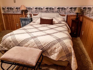 Stunning Vacation Home with Madison Range Views, Near Yellowstone National Park, SW Montana - Cameron, Montana - glamping.directory
