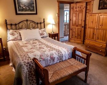 Stunning Vacation Home with Madison Range Views, Near Yellowstone National Park, SW Montana - Cameron, Montana - glamping.directory