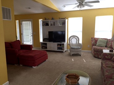 11-Person Vacation Rental for Coast Getaway near Holden Beach, North Carolina - Holden Beach, North Carolina - glamping.directory