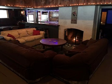 Spacious Vacation Rental for Large Groups in the White Mountains near Plymouth, New Hampshire - Plymouth, New Hampshire - glamping.directory