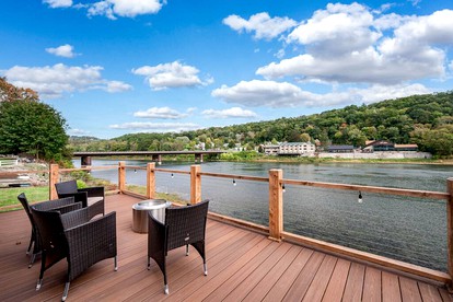 Family Fun by the River: Unmatched Cabin Experience in Pennsylvania - Foxburg, Pennsylvania - glamping.directory
