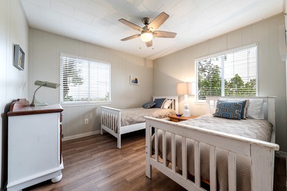 Spacious Chic Cabin with Private Yard in Marble Falls, Texas - Marble Falls, Texas - glamping.directory