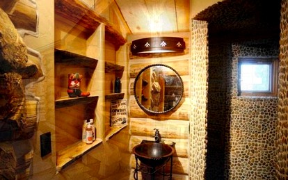 Rustic Log Cabin with Stone Shower near Mesa Verde National Park, Colorado - Cortez, Colorado - glamping.directory