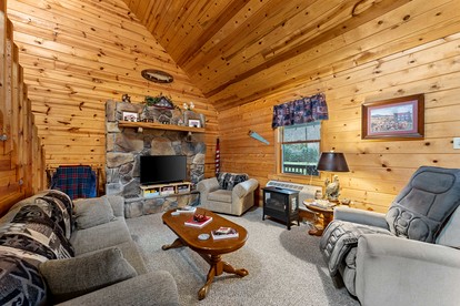 Charming Cabin Getaway with Loft Hangout & Outdoor Oasis in Cabins, West Virginia - Cabins, West Virginia - glamping.directory