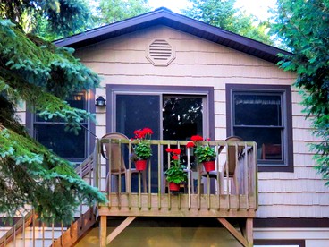 Secluded and Romantic Getaway for Two on Burt Lake, Michigan - glamping.directory