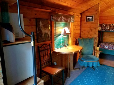 Cozy Log Cabin in the Wilderness of Alaska near Soldotna - Soldotna, Alaska - glamping.directory