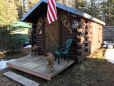Cozy Log Cabin in the Wilderness of Alaska near Soldotna - Soldotna, Alaska - glamping.directory