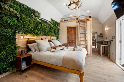 Secluded Luxury Couples Cabin with a Sauna and a Pool, Perfect for a Romantic Weekend in Texas Hill Country - Wimberley, Texas - glamping.directory