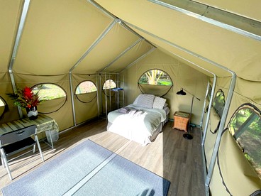 Gorgeous Safari Tent Nestled Between Bamboo Groves and Monkeypod Trees for a Glamping Getaway in Kealakekua, Hawaii - Kealakekua, Hawaii - glamping.directory