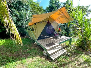 Gorgeous Safari Tent Nestled Between Bamboo Groves and Monkeypod Trees for a Glamping Getaway in Kealakekua, Hawaii - glamping.directory