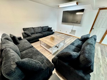Peaceful Lake Escape with Boat Slip & Spacious Lounge in Garfield, Arkansas - Rockaway Beach, Missouri - glamping.directory