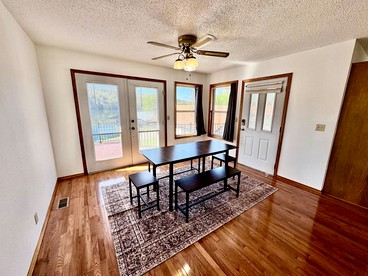 Peaceful Lake Escape with Boat Slip & Spacious Lounge in Garfield, Arkansas - Rockaway Beach, Missouri - glamping.directory